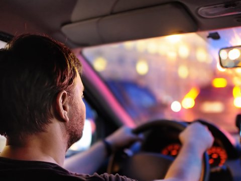 Veilig autorijden in het donker: 12 tips